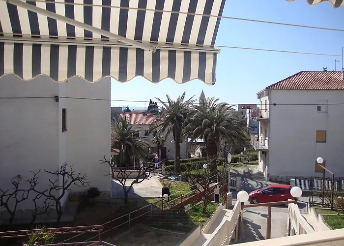 Kasalo Πανσιόν 3*